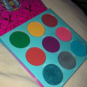 Juvias place eyeshadow